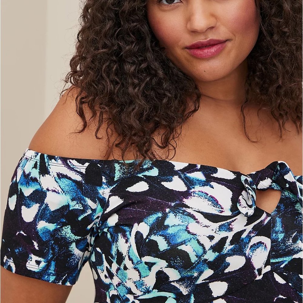 Torrid Top 5X 6X Off- Shoulder Babydoll Floral Knotted Super Soft Plus Shirt New - Picture 3 of 5